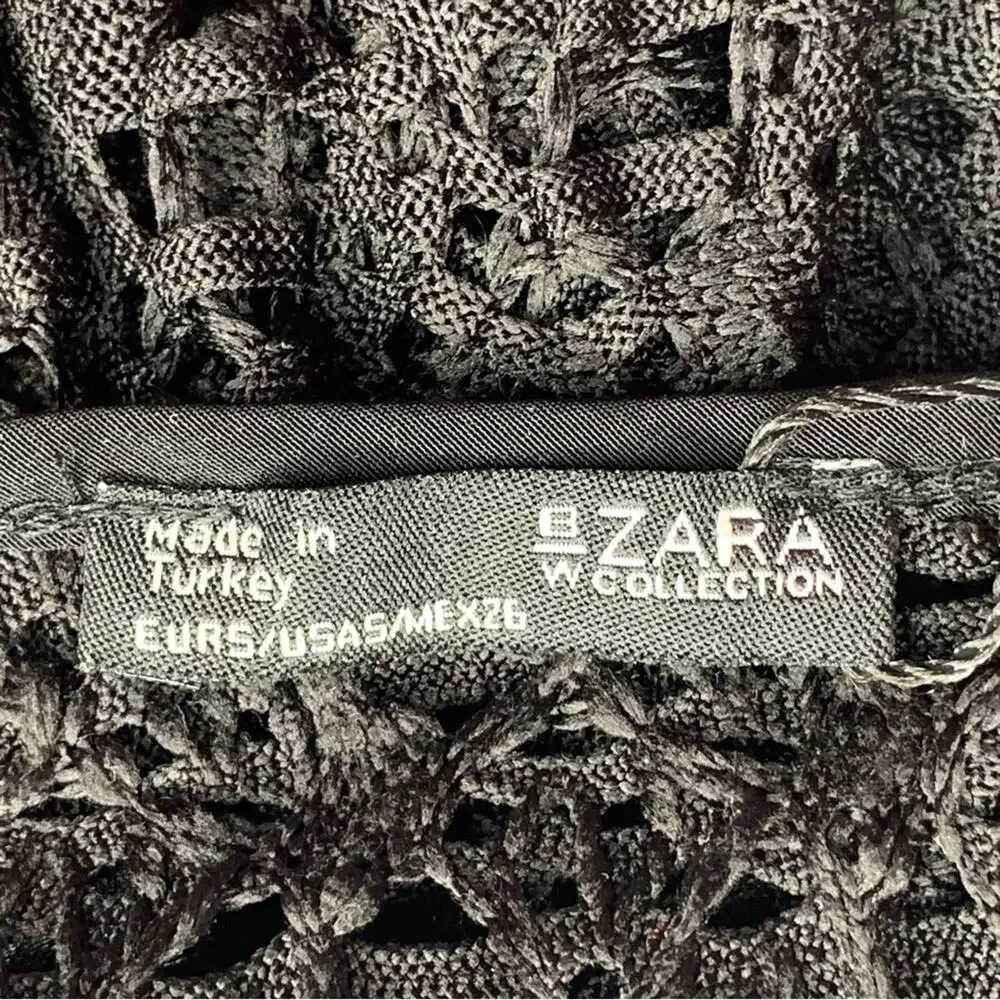 Zara Collection NWT Top Cold Shoulder Lace Black Size Small